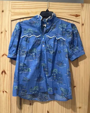 Cute fun, blue summer shirt Size M thumbnail 1