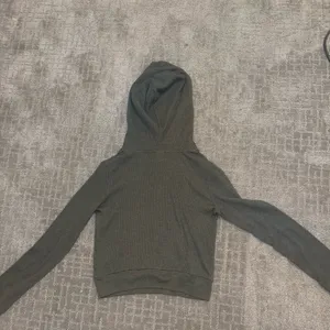 Aritzia TNA Thermal Hoodie thumbnail 5