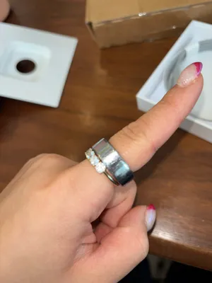 Oura ring thumbnail 3