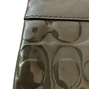 Coach Moss Green Patent Leather Signature‎ Wristlet Y2K Aesthetic thumbnail 5