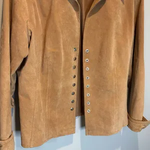 Coldwater Creek Tan Suede Leather Snap Front Jacket - size Large thumbnail 3