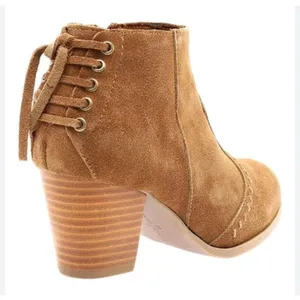 Minnetonka Women’s Melissa‎ Bootie suede leather size 9 thumbnail 1