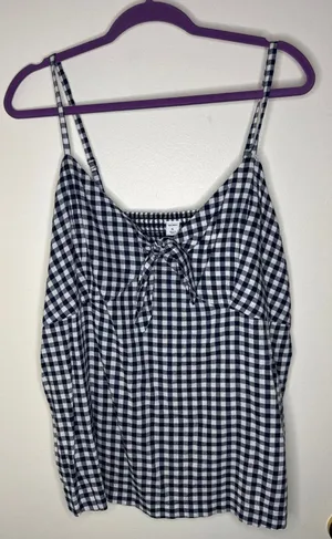 Old Navy Flowy Blue & White Gingham Twist-Front Cami Top XL- Cottagecore Girly thumbnail 1