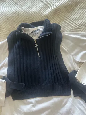 Zara Black Ribbed Half-Zip Mockneck Cropped Vest thumbnail 3