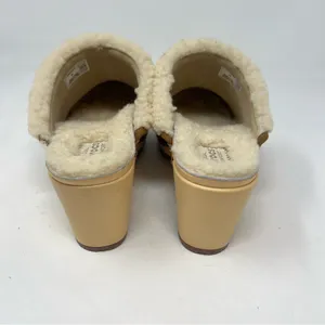 Crocs Sarah Luxe Suede Sherpa Lined Clogs Womens 6 Brown 203413 NWOB thumbnail 4