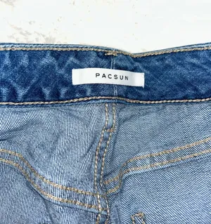 PacSun Dark Wash Mom Jeans thumbnail 4
