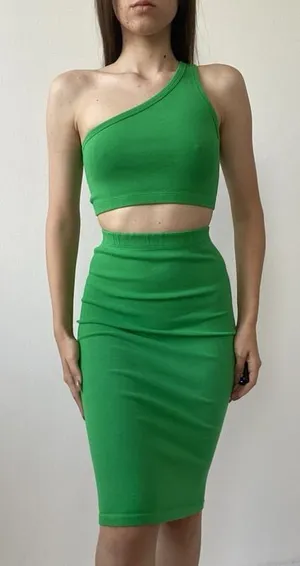 Zara matching green set - size M/L thumbnail 1