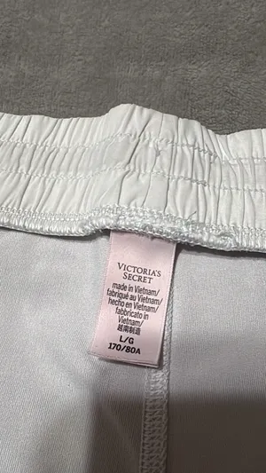 Victoria's Secret PINK Shorts thumbnail 2