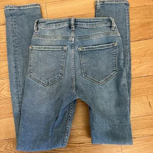 AllSaints Jeans thumbnail 6