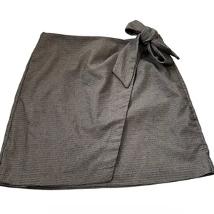Rachel Zoe Houndstooth Wrap Mini Skirt Brown Black Tie Waist Size 6 | 0150 thumbnail 1