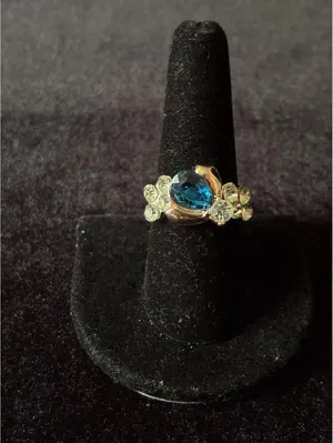 Vintage Style Teal Blue Teardrop Ring with Clear Rhinestone Clusters Sz 8 thumbnail 2