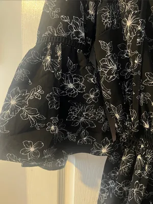 Ava & Viv Black Floral V-Neck Pant Jumpsuit with Elastic Waist thumbnail 2