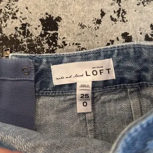 Loft Denim Faux Wrap Jean Skirt Size 0 thumbnail 3