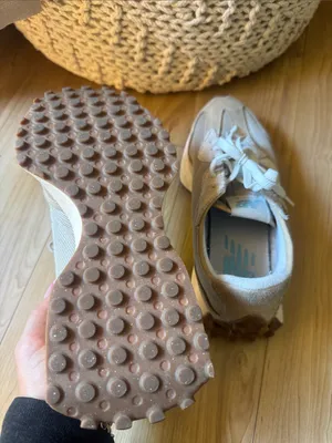 New Balance Women's Light Beige Suede & Mesh Sneakers thumbnail 6