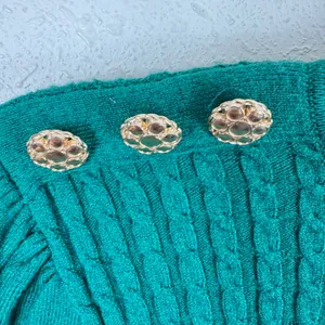 Adrianna Papell‎ Green Cable Knit Lightweight Crew Neck Sweater Button Detail M thumbnail 4