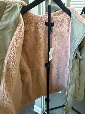 Forever 21 Olive Quilted Bomber Jacket with Pink Sherpa Collar thumbnail 3