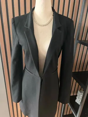 Zara women’s long black blazer size s stylish work attire thumbnail 1