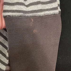 Victoria's Secret Women’s Gray & Dark Gray Striped Pajama Set Size M thumbnail 5