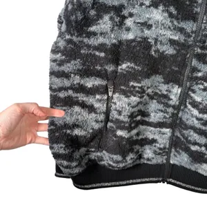 Athleta‎ Tugga Sherpa Jacket Full Zip Fog Camp Black Camo Womens Plus Size 1x thumbnail 4