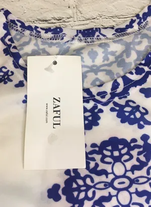 Zaful Porcelain Short Sleeve Crop Top NWT! thumbnail 10