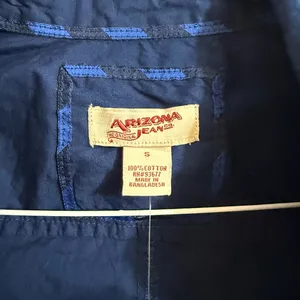Arizona Jeans Women’s‎ Navy Blue Button-Up Shirt Size Small thumbnail 4