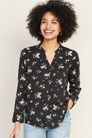 Old Navy Black‎ Floral Printed V Neck Top thumbnail 1