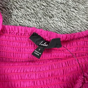NWT Lulus Hot Pink Smocked Crop Top Women's Small thumbnail 3