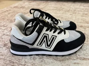 New Balance thumbnail 1
