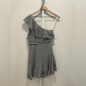 H by Halston Grey Stripe Ruffle Dress Size 6‎ thumbnail 8