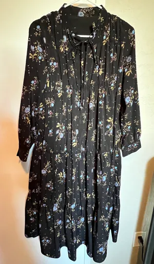 Dress Black thumbnail 1