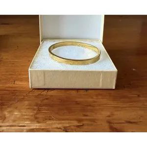 Gold Tone Hinged Bangle Bracelet Minimalist Stackable Classic Modern Jewelry thumbnail 12