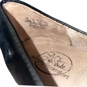 NWOT Life Stride Adalene Black Faux Leather Comfort Flats 10M thumbnail 3