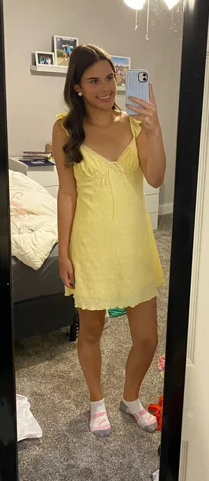 yellow mini dress Size M thumbnail 1