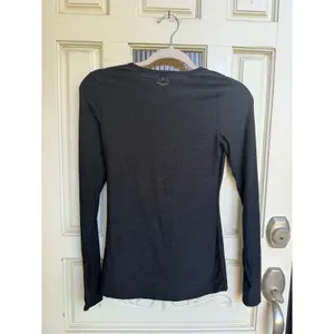 Beyond Yoga‎ Charcoal Heather Grey Long Sleeve Crew Neck Active Top USA Size XS thumbnail 5