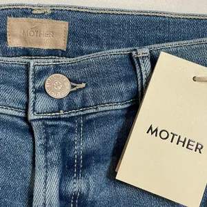 NWT MOTHER Denim Mid Rise Dazzler Ankle Fray Jeans Riding Cliffside Size 26 thumbnail 9