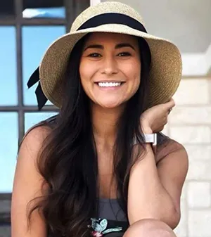 Women Straw Hat thumbnail 1