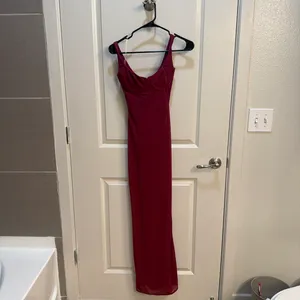 House of CB Robina Wine Stretch Mesh Maxi Dress thumbnail 5