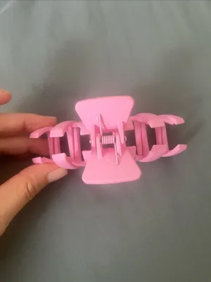 Pink Hair Claw Clip thumbnail 3