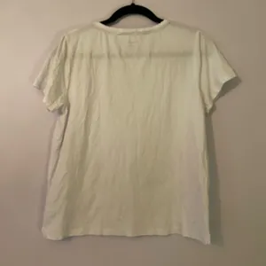 Life Is Good White Bugs Short Sleeve Tee T-Shirt Gorpcore Casual Women's Medium thumbnail 6