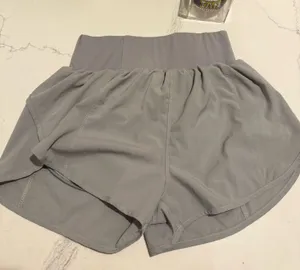 Shorts Gray Size M thumbnail 1
