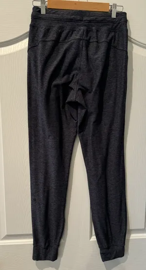 Lululemon Joggers thumbnail 4