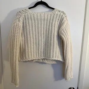 Chunky Knit Cardigan Cream V Neck Button Front Pockets Cozy Oversized Small thumbnail 7