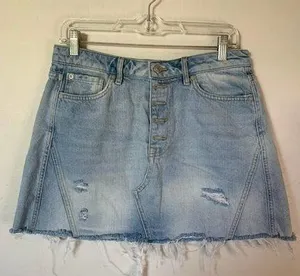 We the Free | Light Wash Distressed Button-Up Denim Mini Skirt Size 30 thumbnail 1