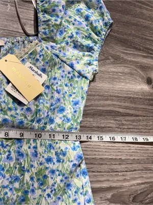 Monteau Blue & Green Floral Midi Dress with Puff Sleeves thumbnail 3