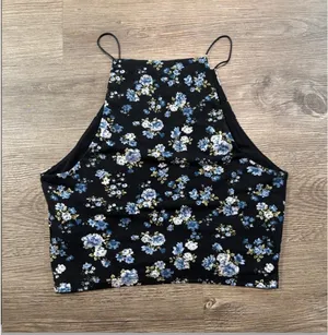 Forever 21 Floral Crop Tank Top thumbnail 5