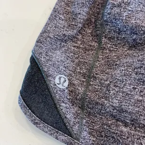 Lululemon Hotty Hot Short Size‎ 8 thumbnail 3