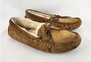 UGG Dakota Slippers Women's 10 House Shoes Tan 5612 Moccasin Loafers Sherpa Wool thumbnail 1
