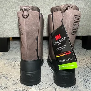 UGG Classic Klamath Short Boot thumbnail 9