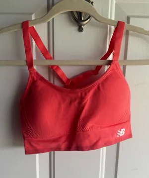 new balance bra thumbnail 1