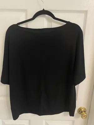 Women’s black top thumbnail 2